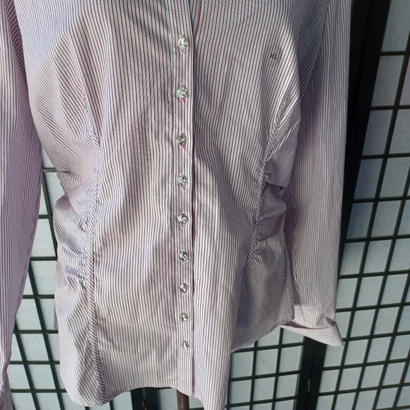 NEW YORK & COMPANY beautiful blouse with collar, striped long sleeve polo style - Picture 11 of 15
